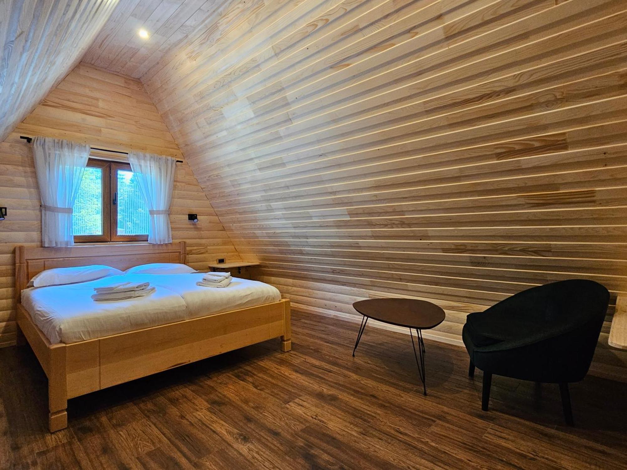 Hedonist Village Zabljak  Luaran gambar